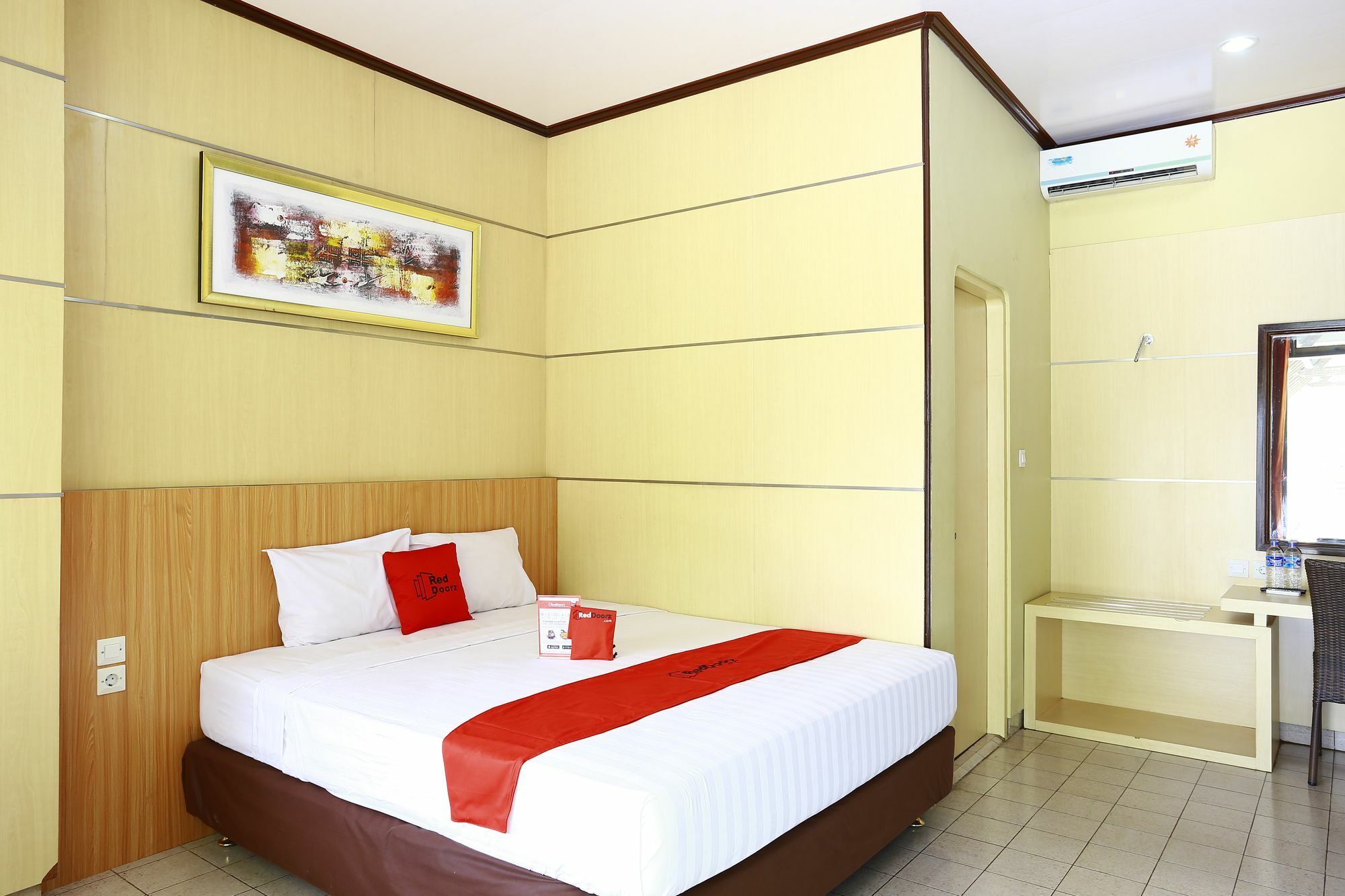 Reddoorz Near Prawirotaman 2 Hotel Yogyakarta Ngoại thất bức ảnh